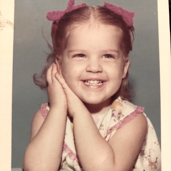 Meet your Posher, Heather - Picture 1 of 1